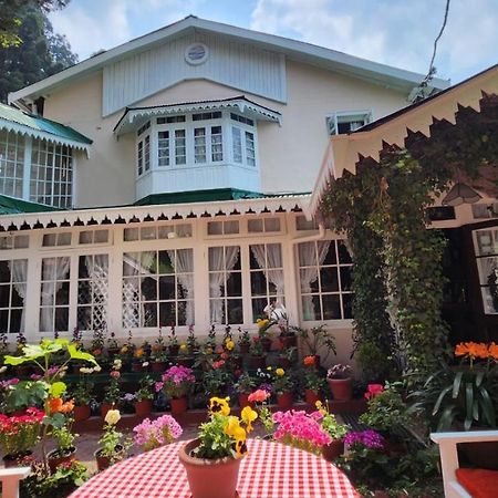Ivanhoe Hotel Νταρτζίλινγκ Εξωτερικό φωτογραφία