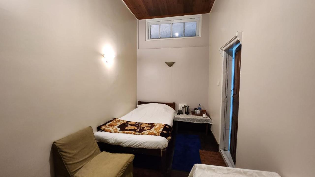 Ivanhoe Hotel Νταρτζίλινγκ Εξωτερικό φωτογραφία