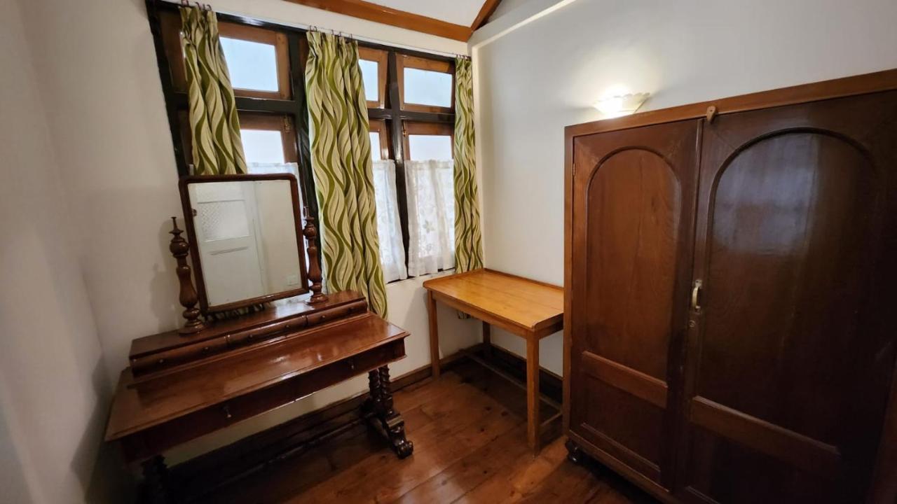 Ivanhoe Hotel Νταρτζίλινγκ Εξωτερικό φωτογραφία