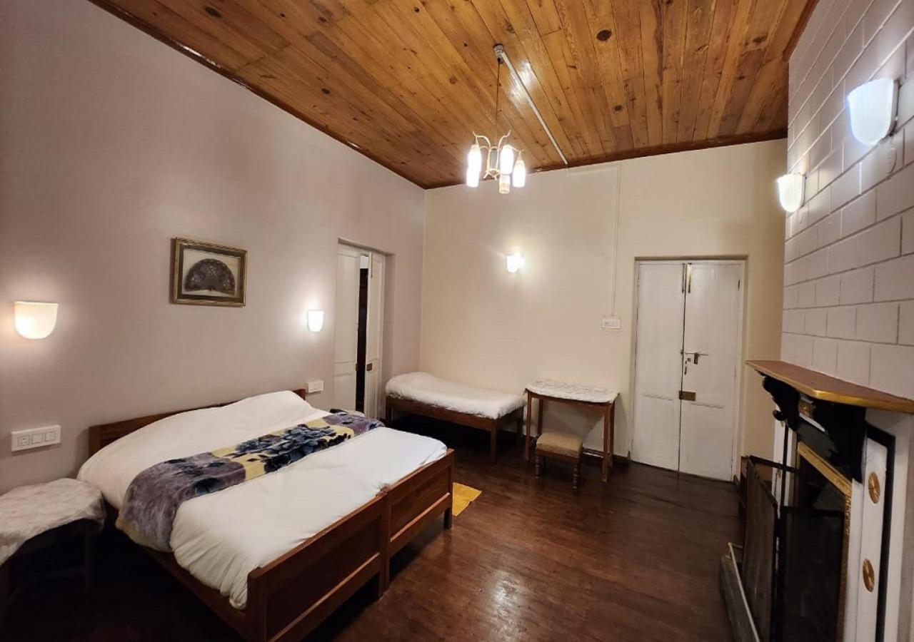 Ivanhoe Hotel Νταρτζίλινγκ Εξωτερικό φωτογραφία