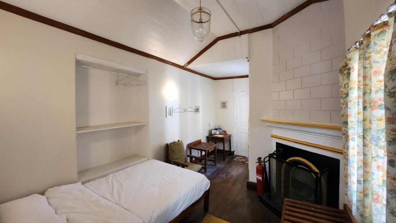 Ivanhoe Hotel Νταρτζίλινγκ Εξωτερικό φωτογραφία