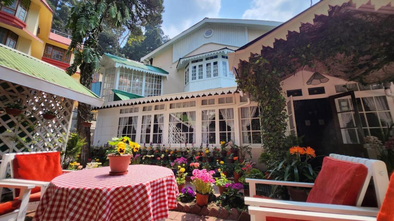 Ivanhoe Hotel Νταρτζίλινγκ Εξωτερικό φωτογραφία