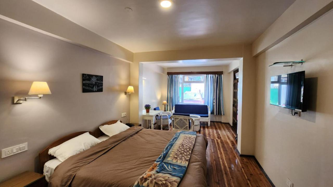Ivanhoe Hotel Νταρτζίλινγκ Εξωτερικό φωτογραφία